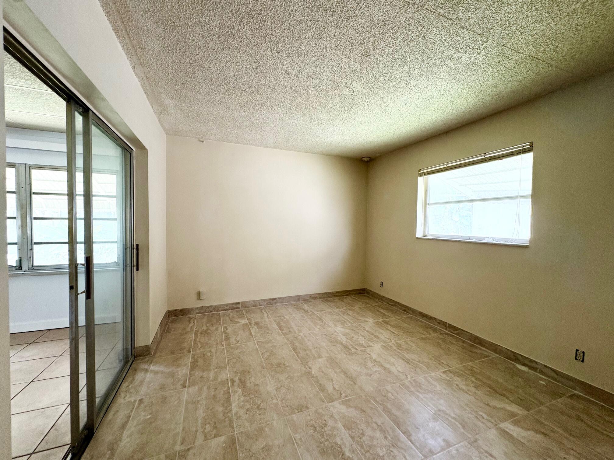 4603 Nw 49th Street Property Photo 22