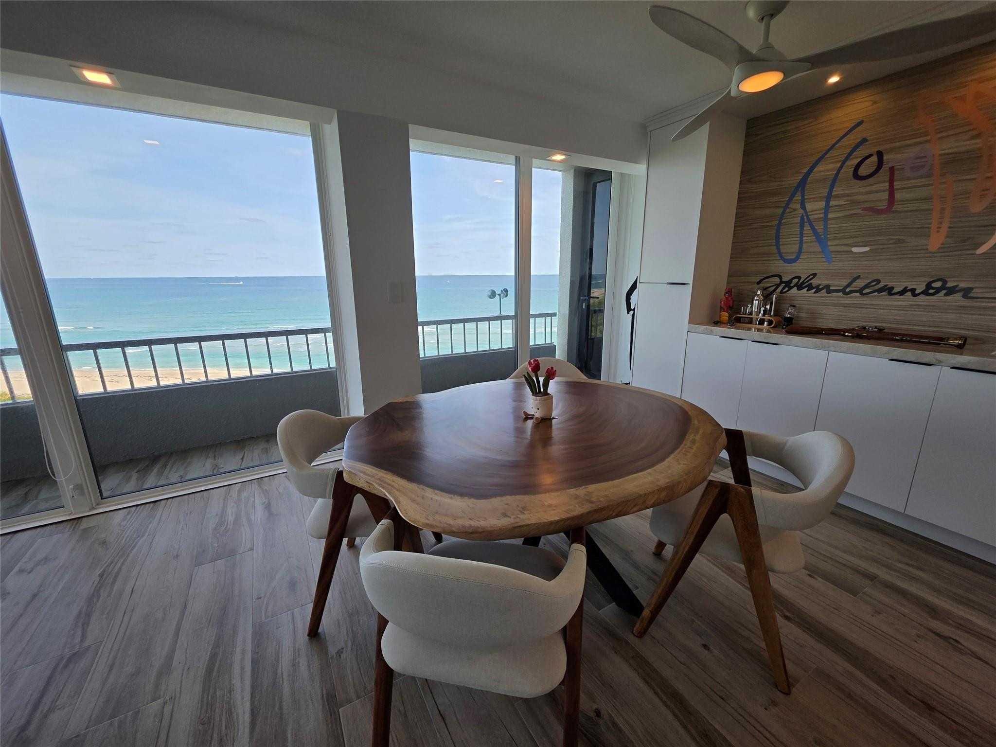 5550 N Ocean Drive 11c Property Photo 7