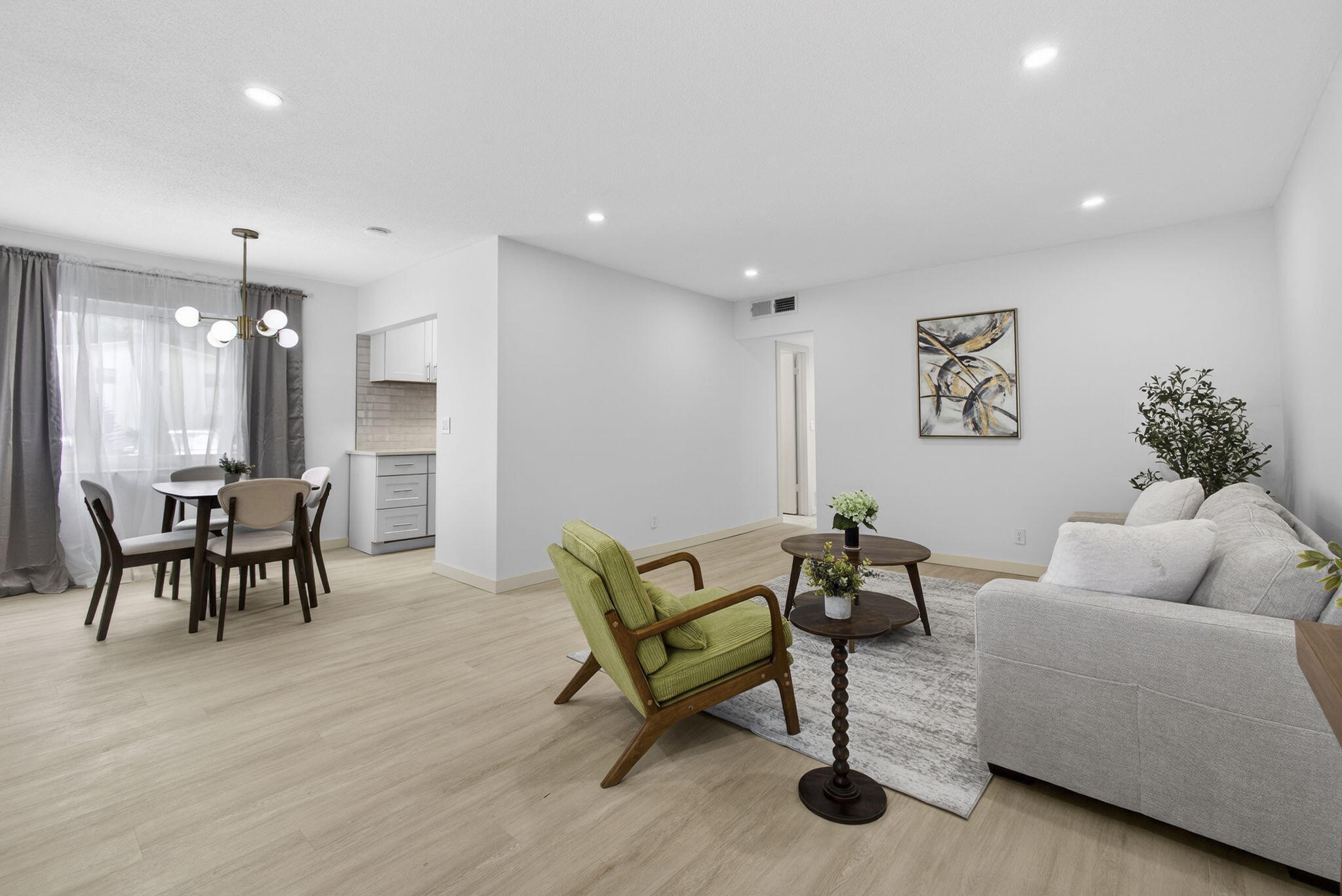 193 Easthampton I Property Photo 9