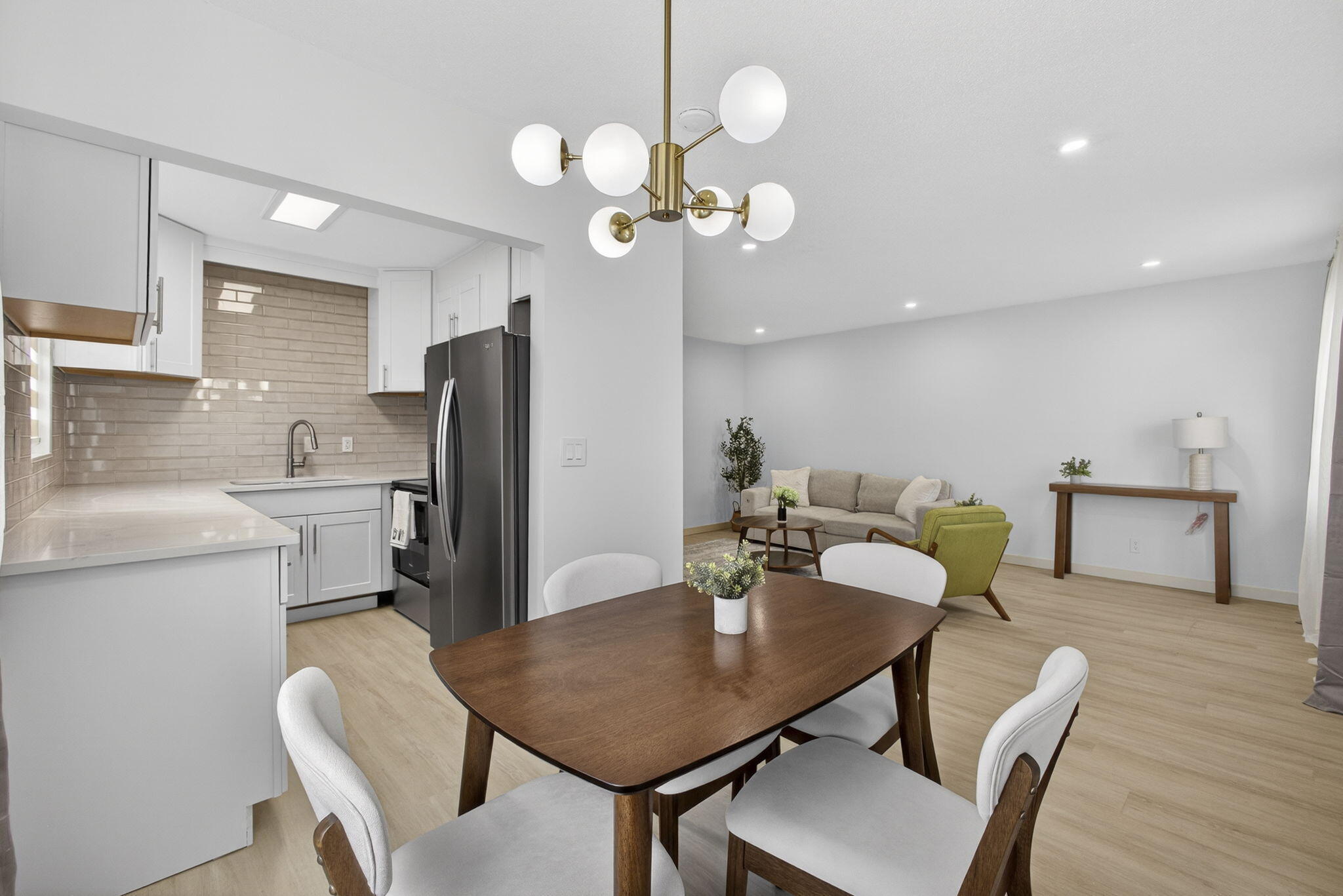 193 Easthampton I Property Photo 14