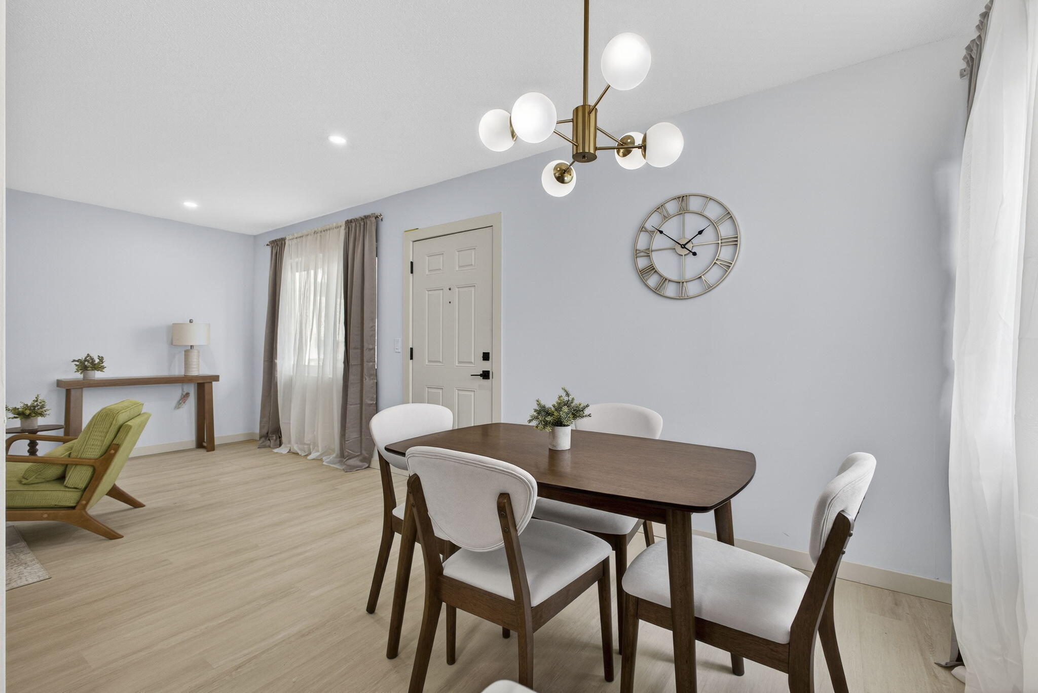 193 Easthampton I Property Photo 15