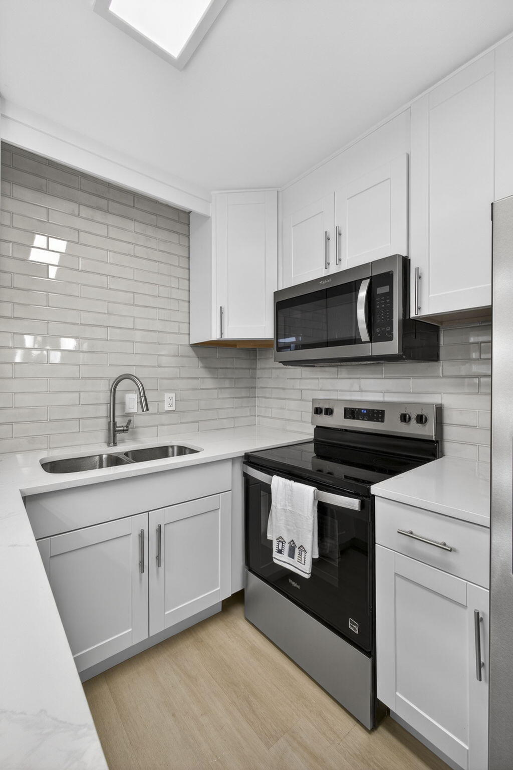 193 Easthampton I Property Photo 18