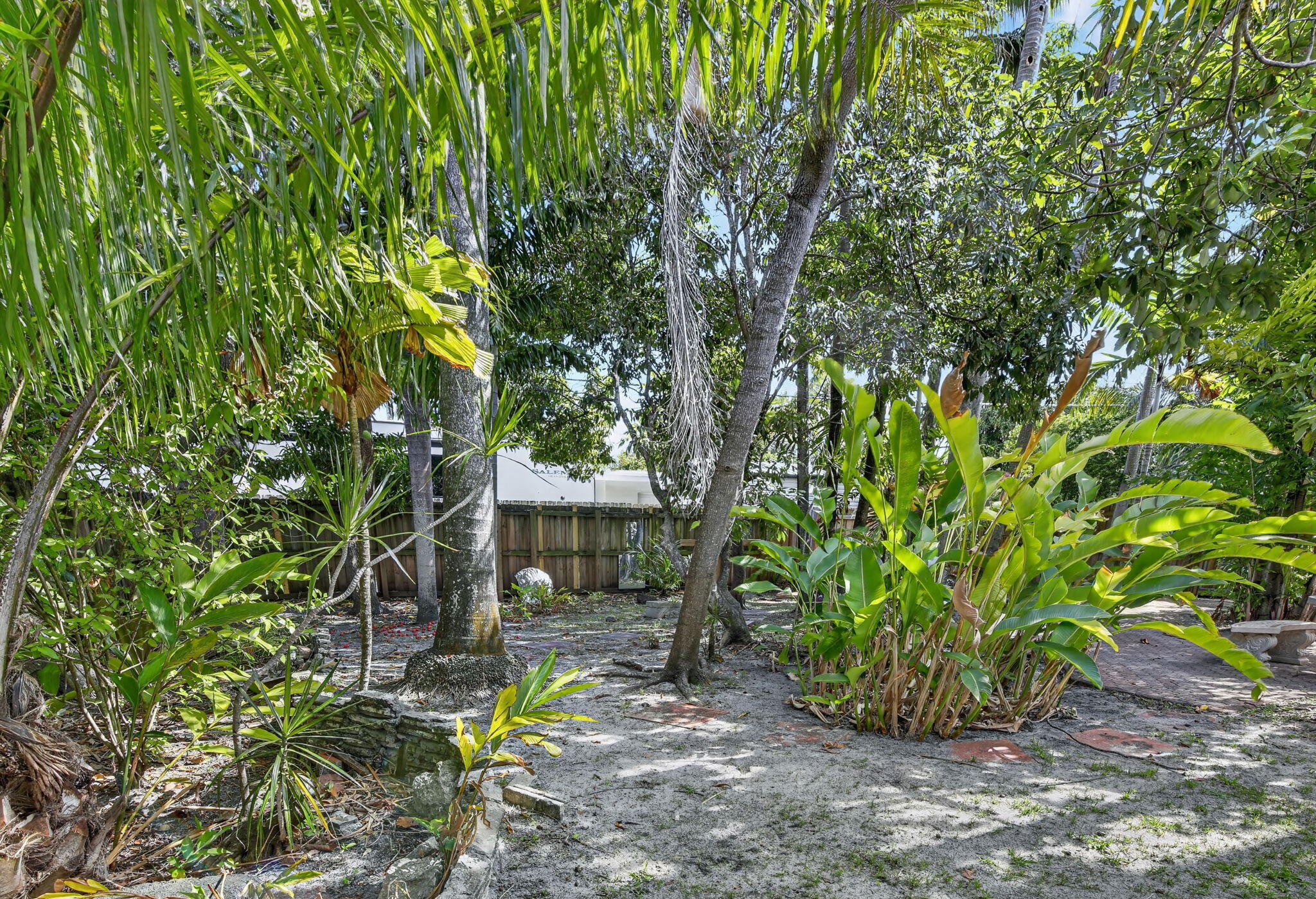 742 Hollywood Boulevard Property Photo 35