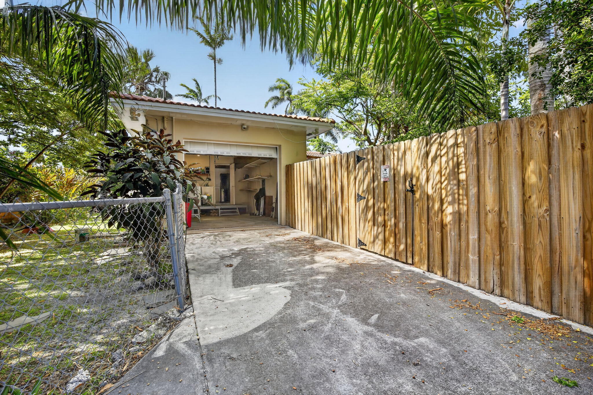 742 Hollywood Boulevard Property Photo 37