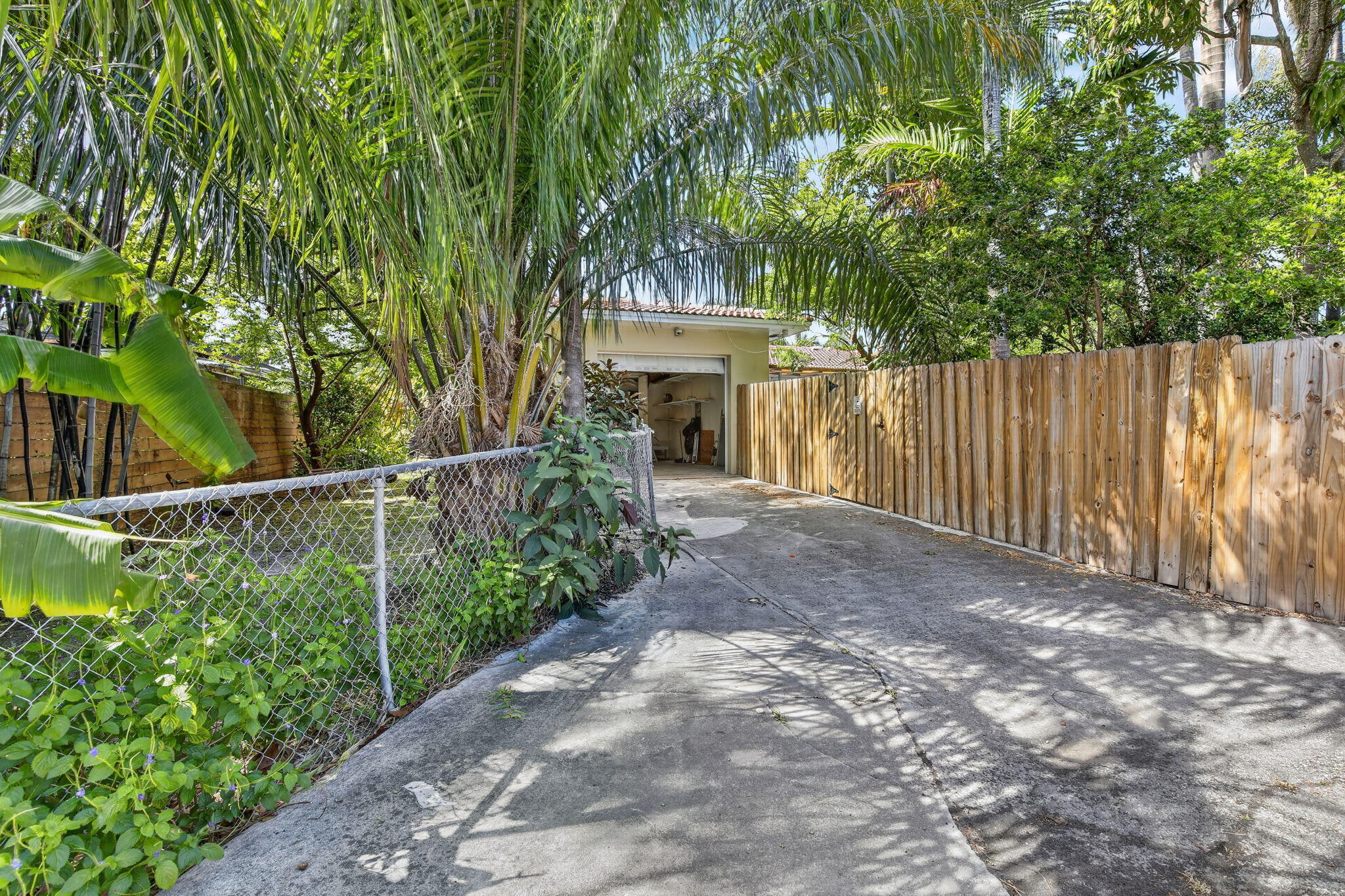 742 Hollywood Boulevard Property Photo 38