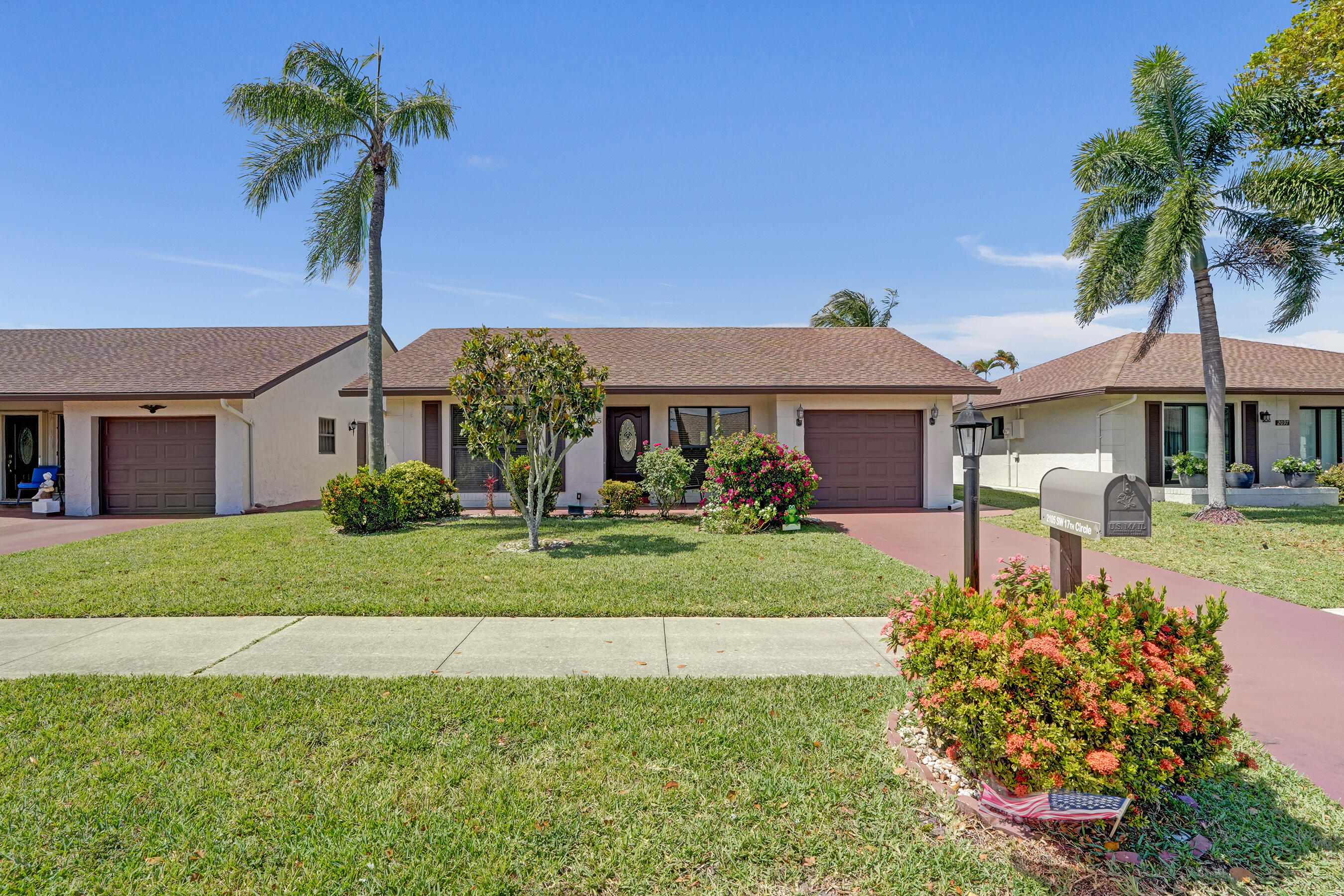 2105 Sw 17th Circle Property Photo 1