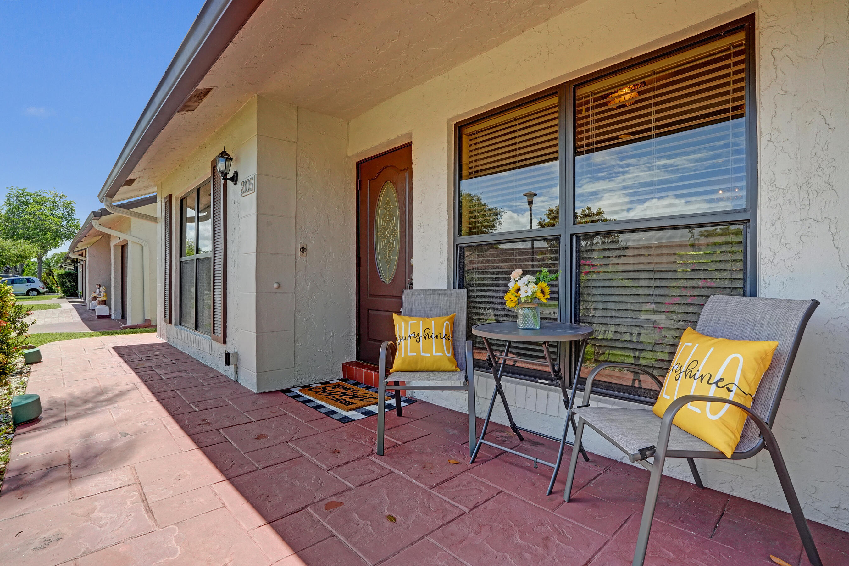 2105 Sw 17th Circle Property Photo 4