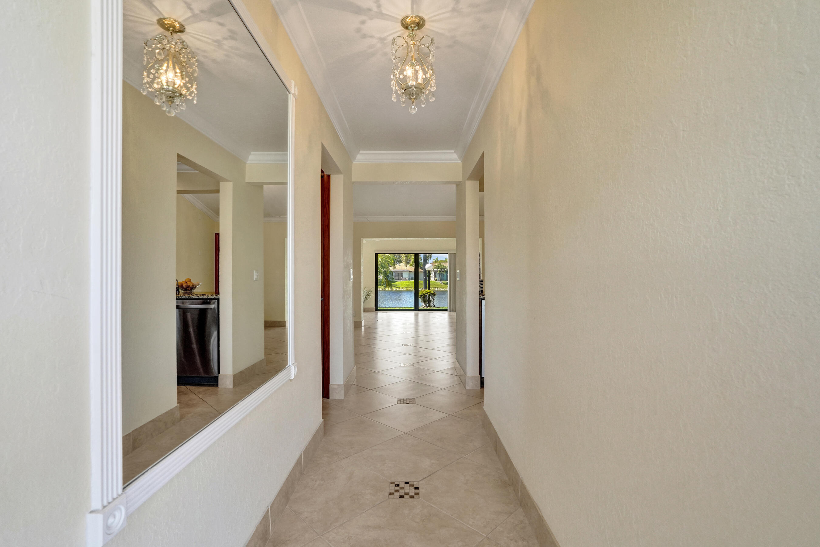 2105 Sw 17th Circle Property Photo 6