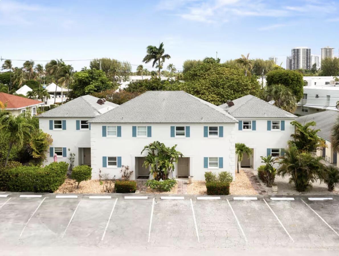 1216 Surf Road Property Photo 1
