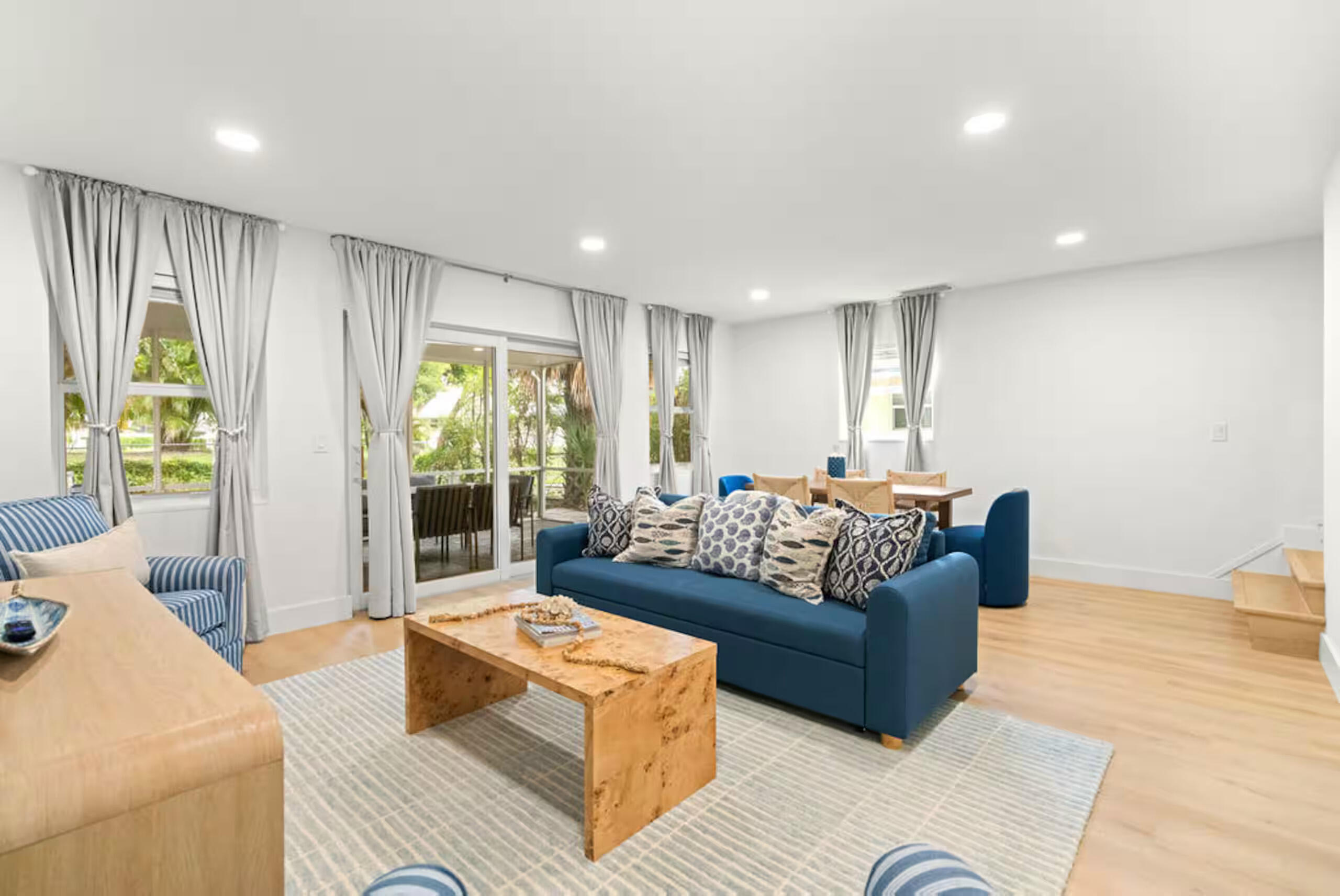 1216 Surf Road Property Photo 7
