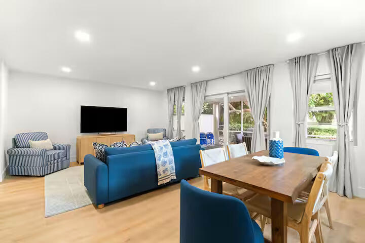 1216 Surf Road Property Photo 18