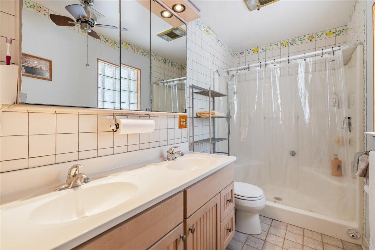 1735 40th Avenue Property Photo 21