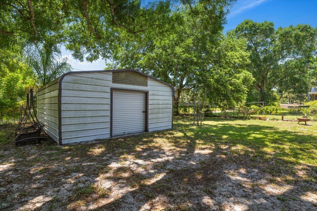 1735 40th Avenue Property Photo 27