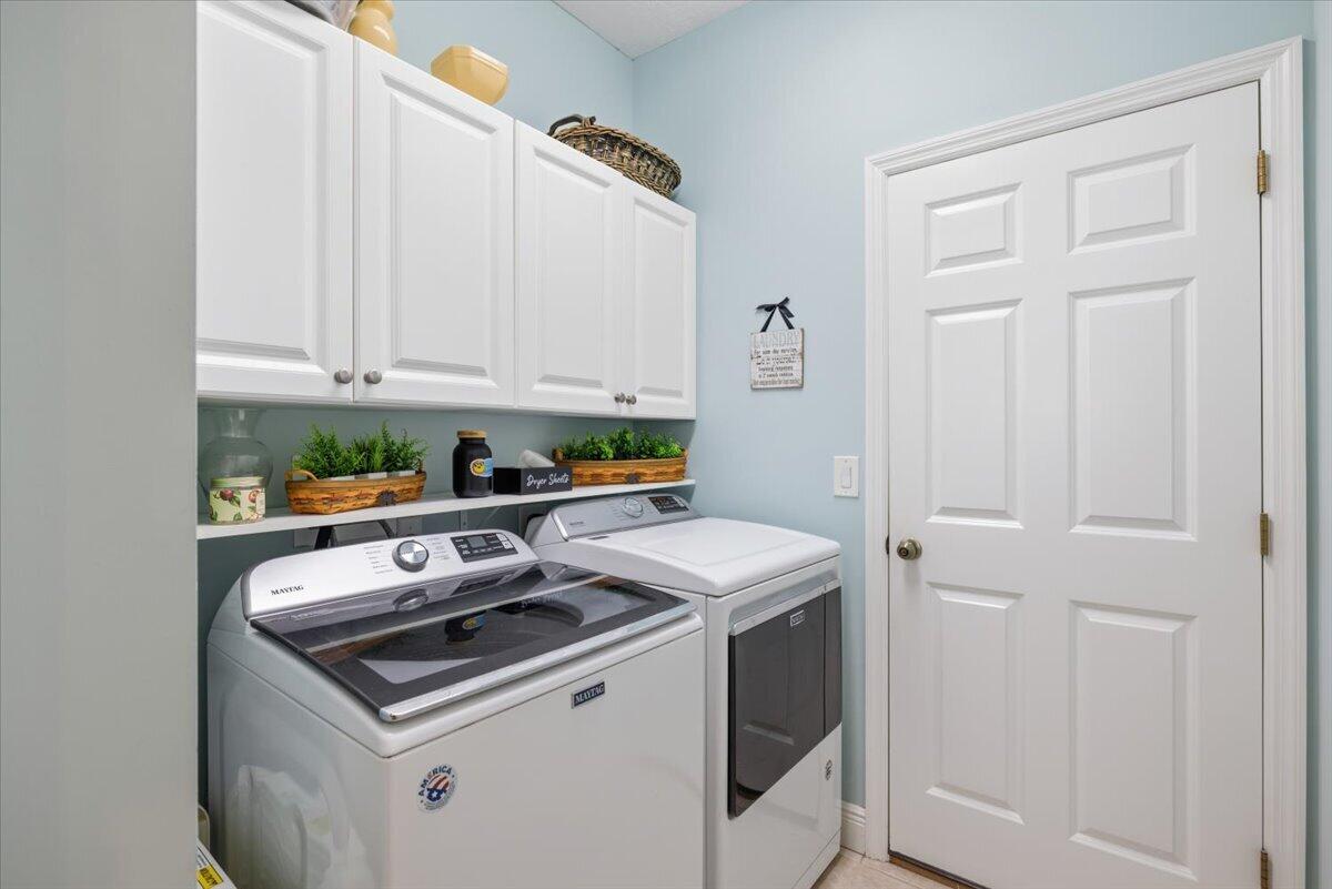 5828 Pine Ridge Circle Property Photo 22