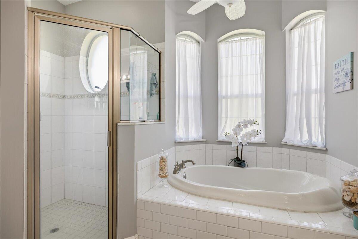 5828 Pine Ridge Circle Property Photo 30