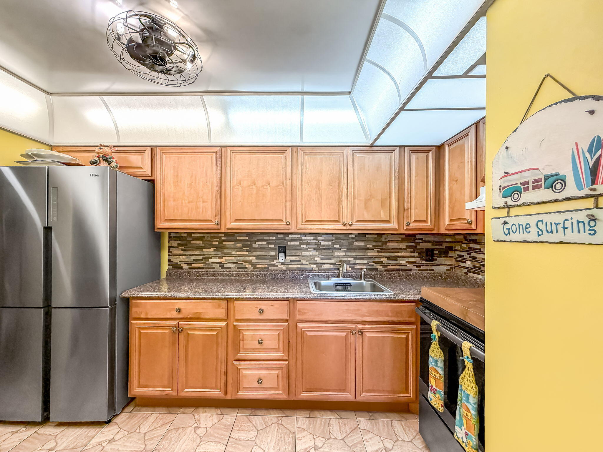 217 Lake Dora Drive Property Photo 12