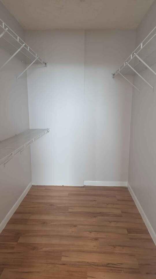 2851 Somerset Drive 208 Property Photo 11