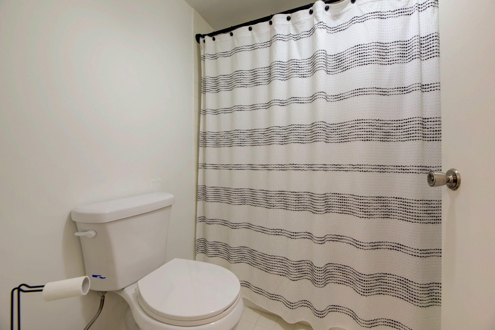 4502 Martinique Way E1 Property Photo 19