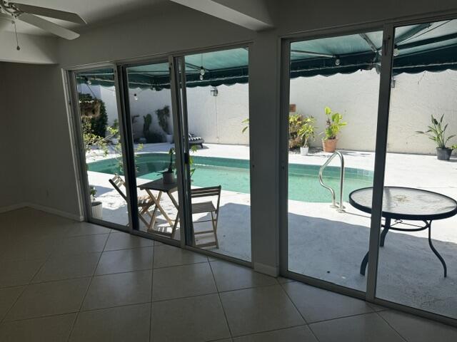 112 E Coral Fish Lane Property Photo 15