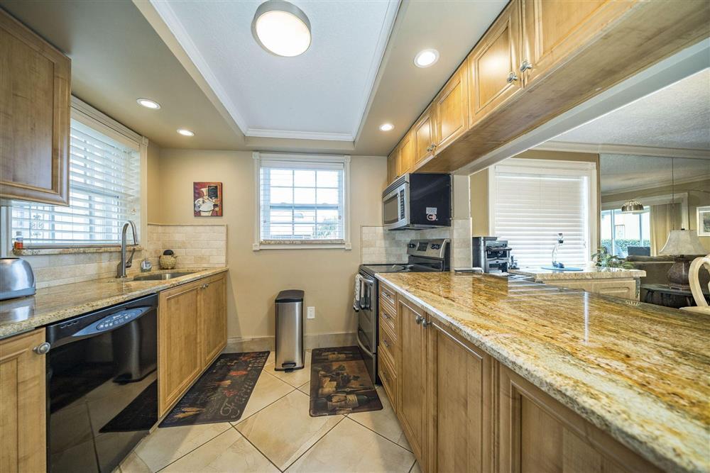 338 Waterside Drive Property Photo 6