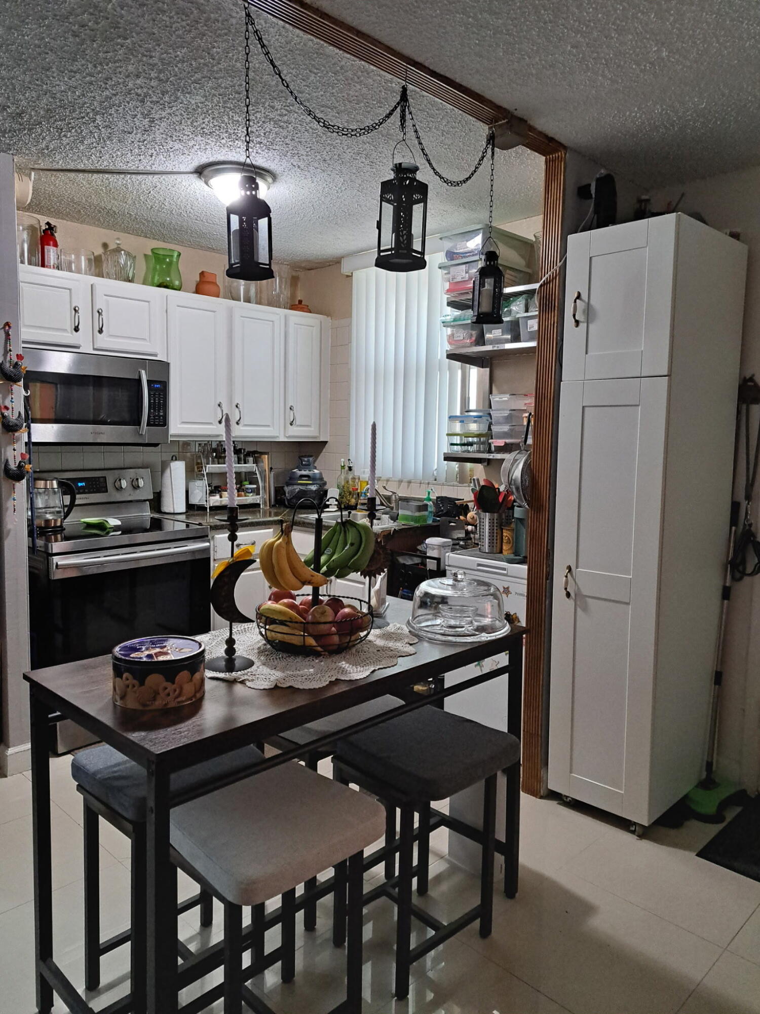 1801 S Treasure Drive Property Photo 8