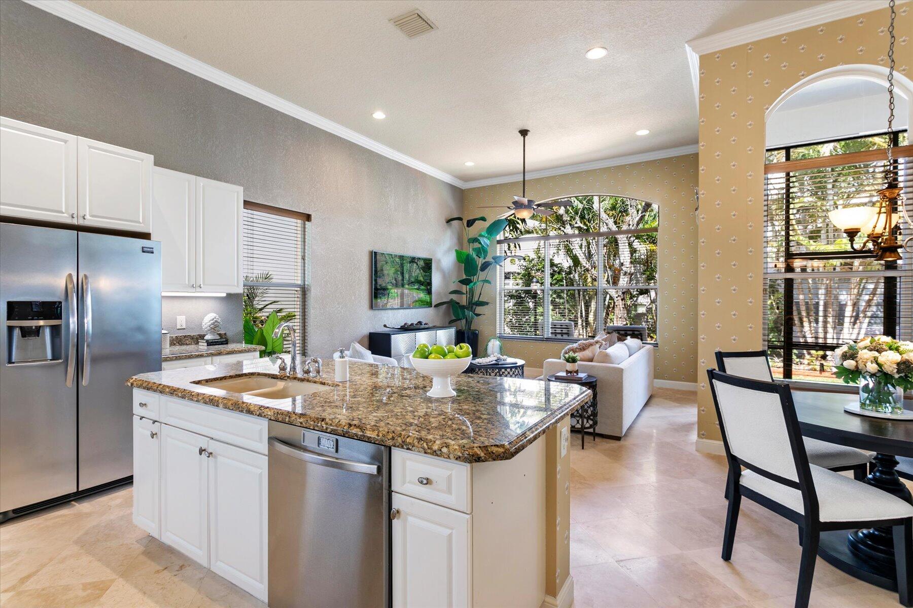 6059 Bither Way Property Photo 3
