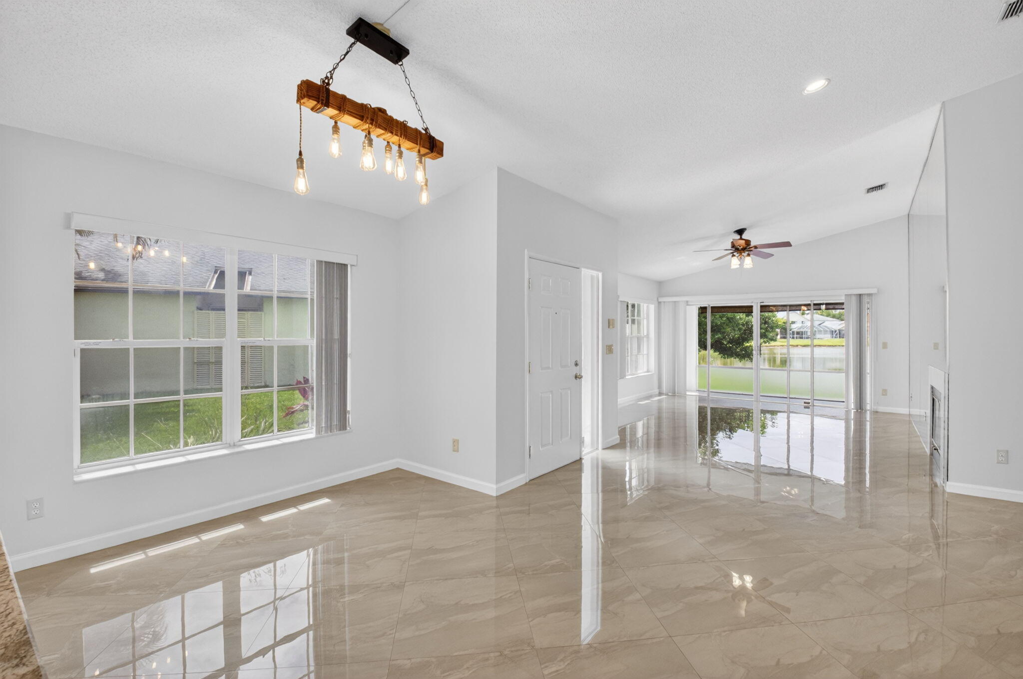 6413 Lansdowne Circle Property Photo 14