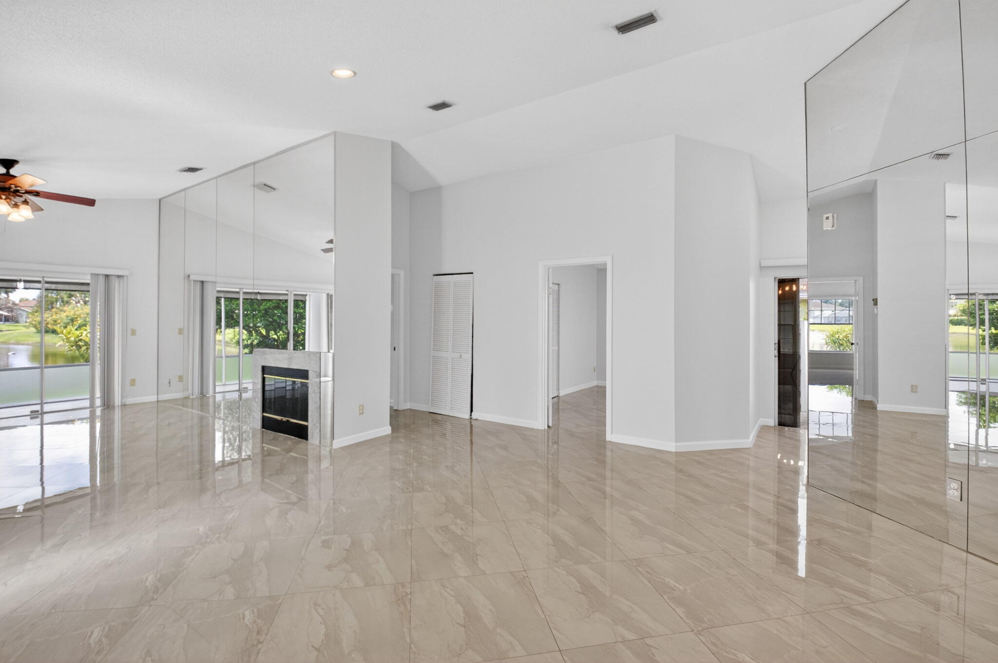 6413 Lansdowne Circle Property Photo 15