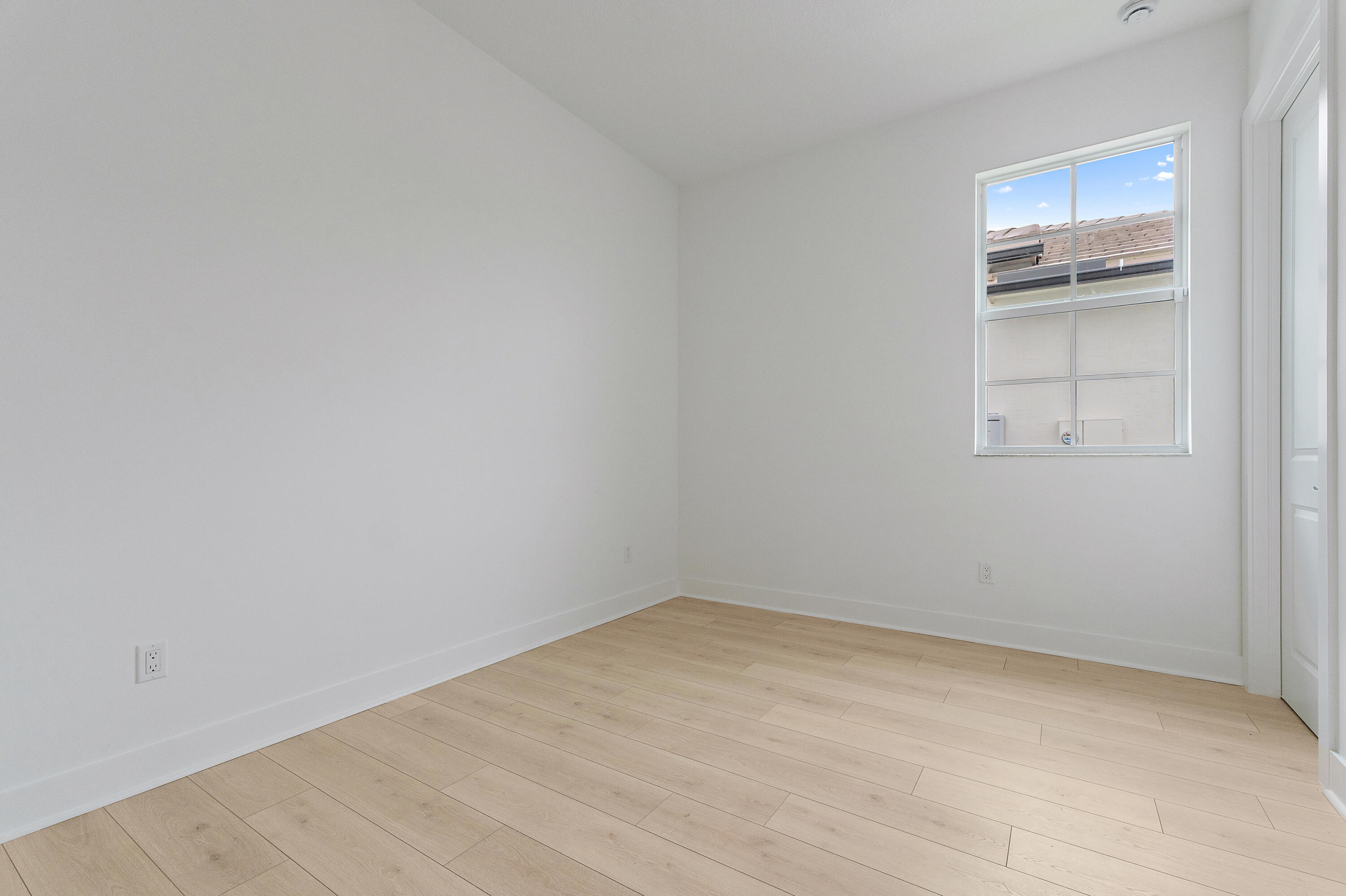 9508 St. Germain Property Photo 29