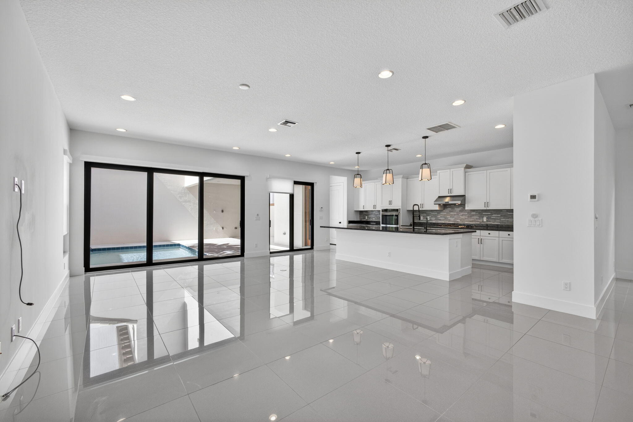 4025 Faraday Way Property Photo 14
