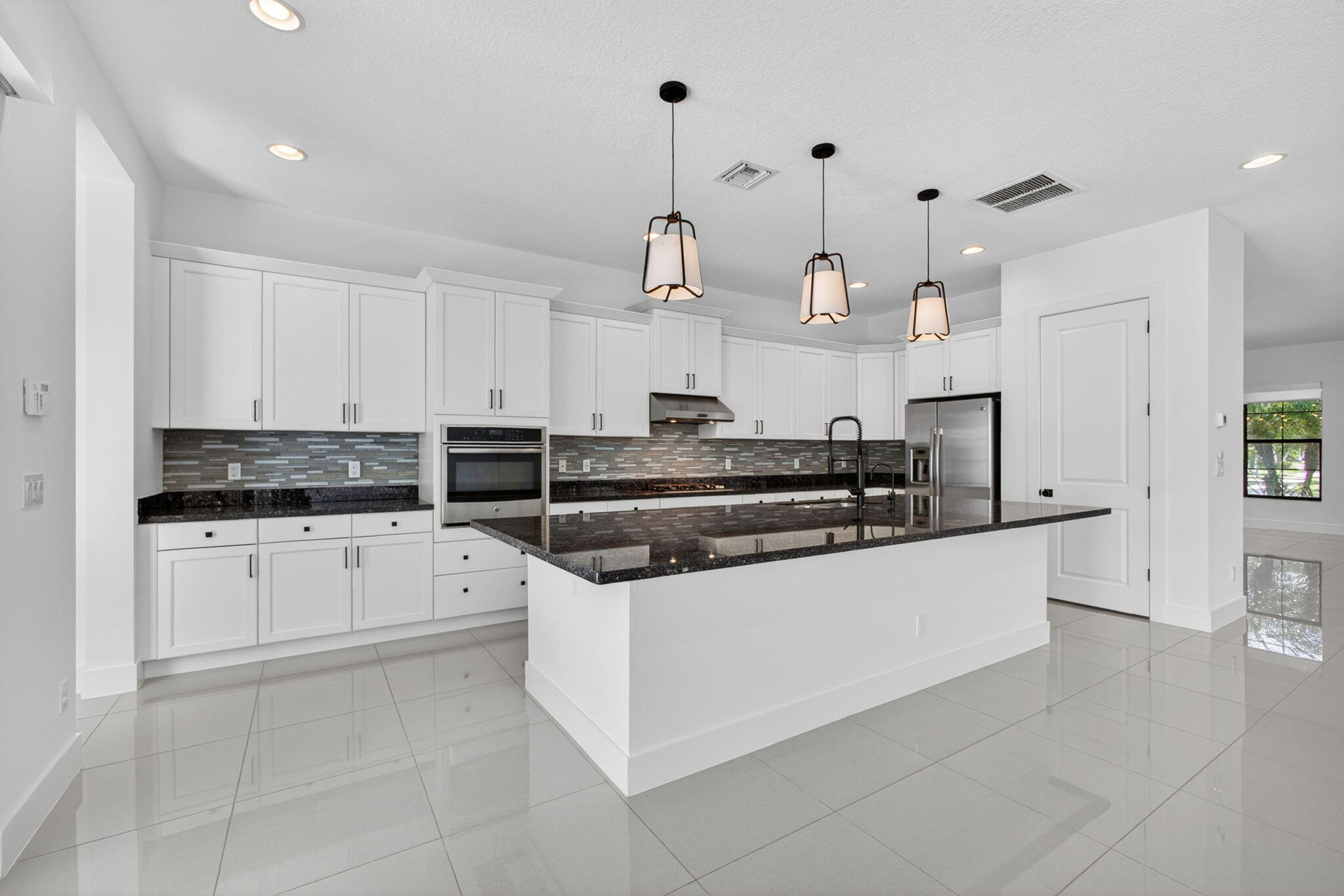 4025 Faraday Way Property Photo 22