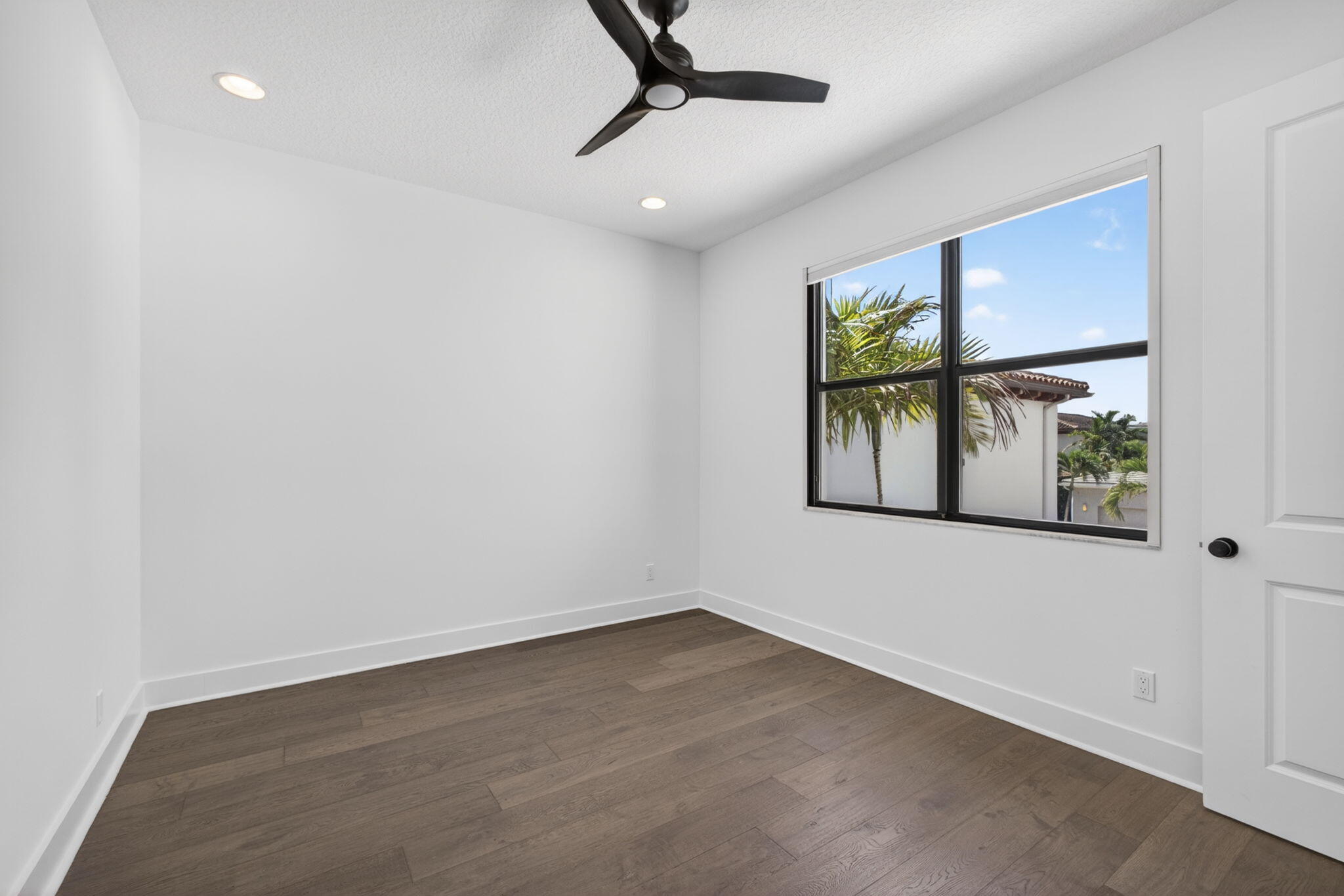 4025 Faraday Way Property Photo 47