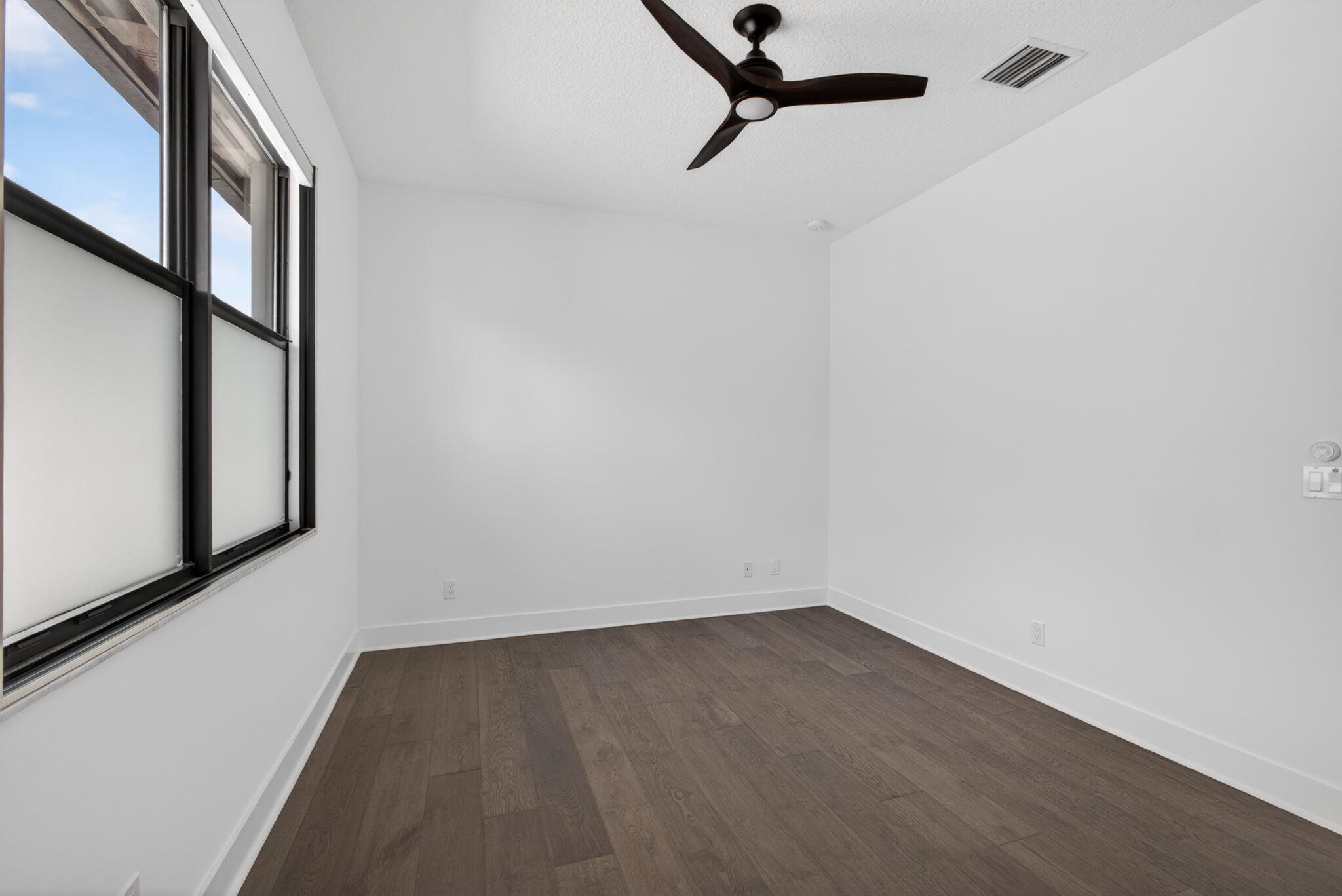 4025 Faraday Way Property Photo 49