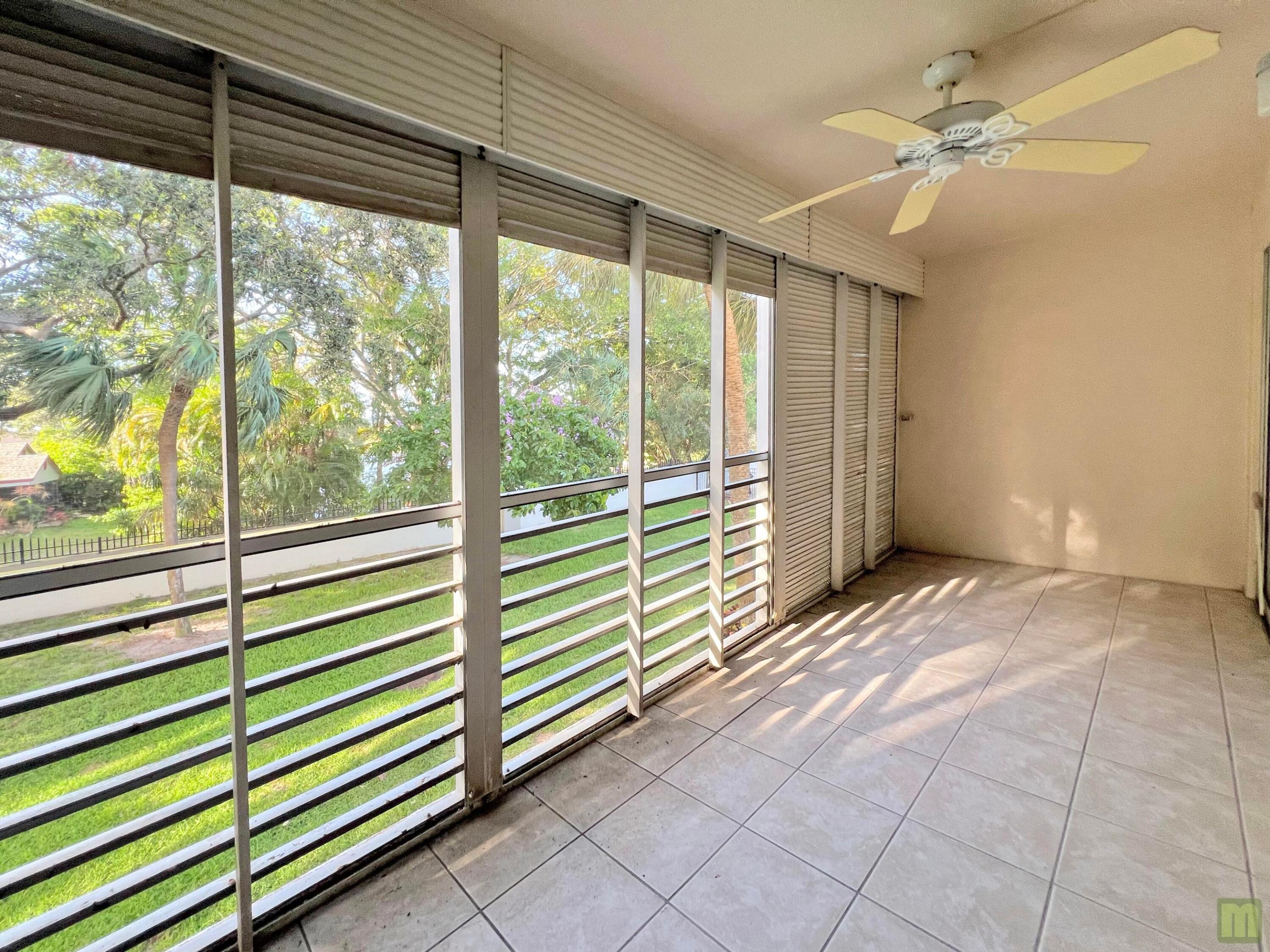 1901 Bermuda Circle M2 Property Photo 14