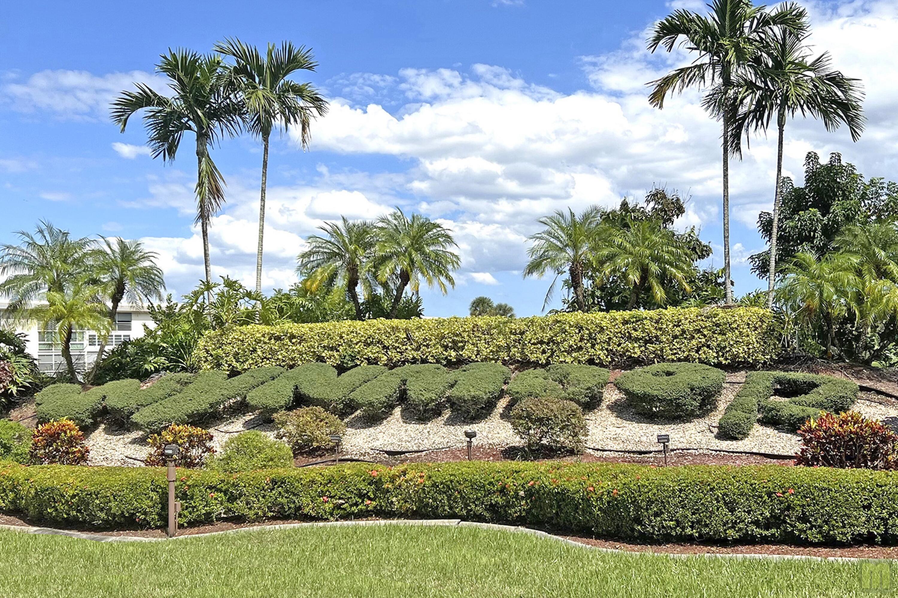 1901 Bermuda Circle M2 Property Photo 41