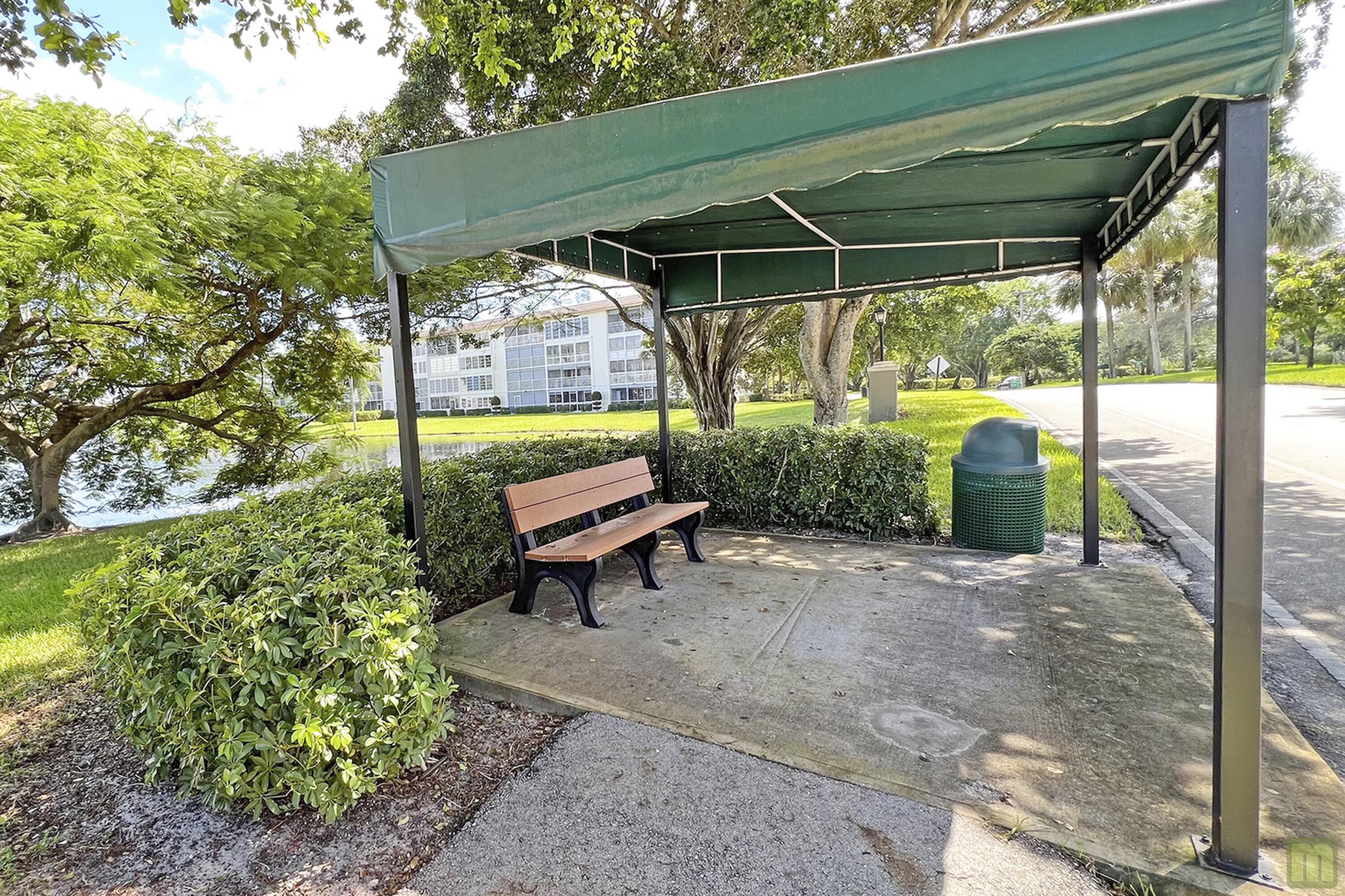 1901 Bermuda Circle M2 Property Photo 42