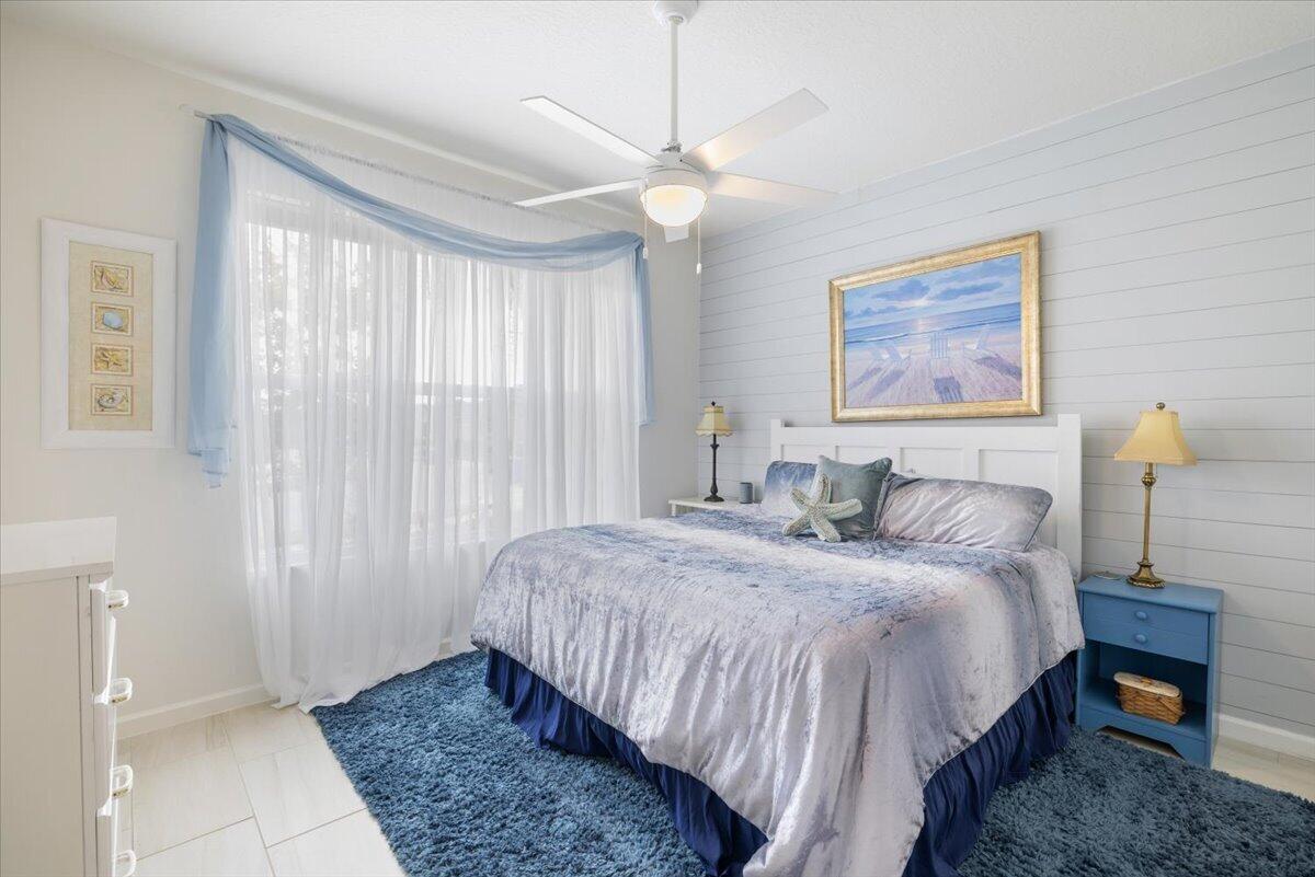 31 52nd Square Property Photo 30