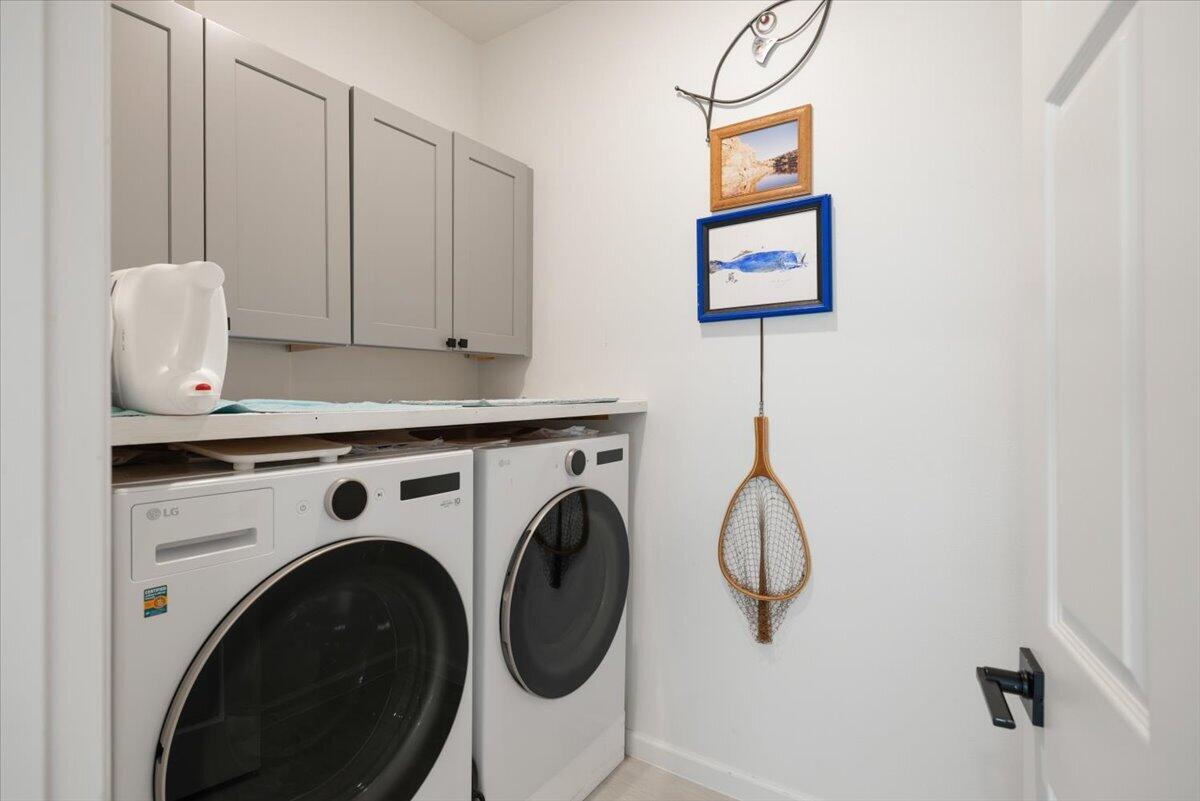 31 52nd Square Property Photo 34