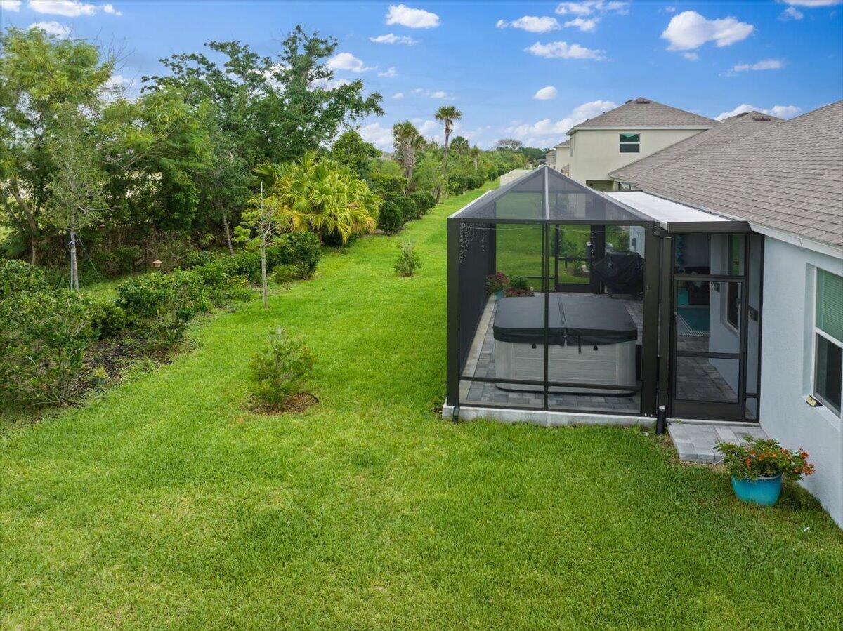 31 52nd Square Property Photo 45