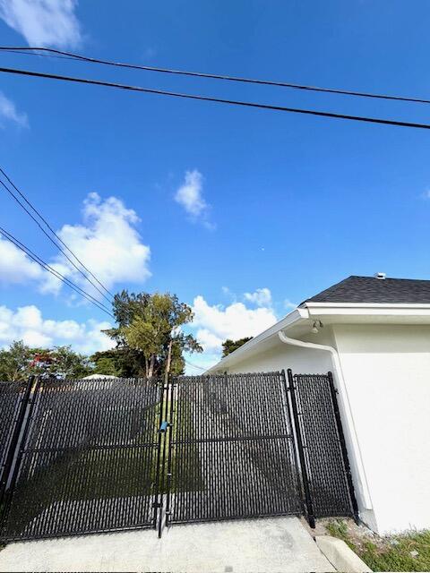 4259 10th Avenue N Property Photo 22