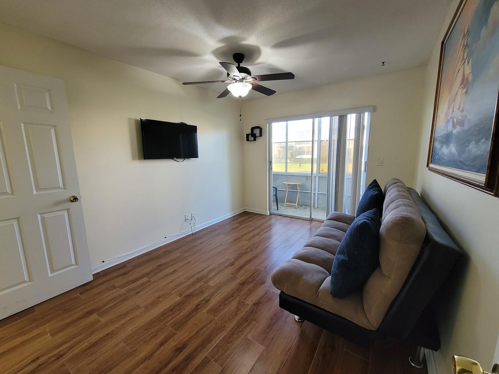 155 Coventry Property Photo 8