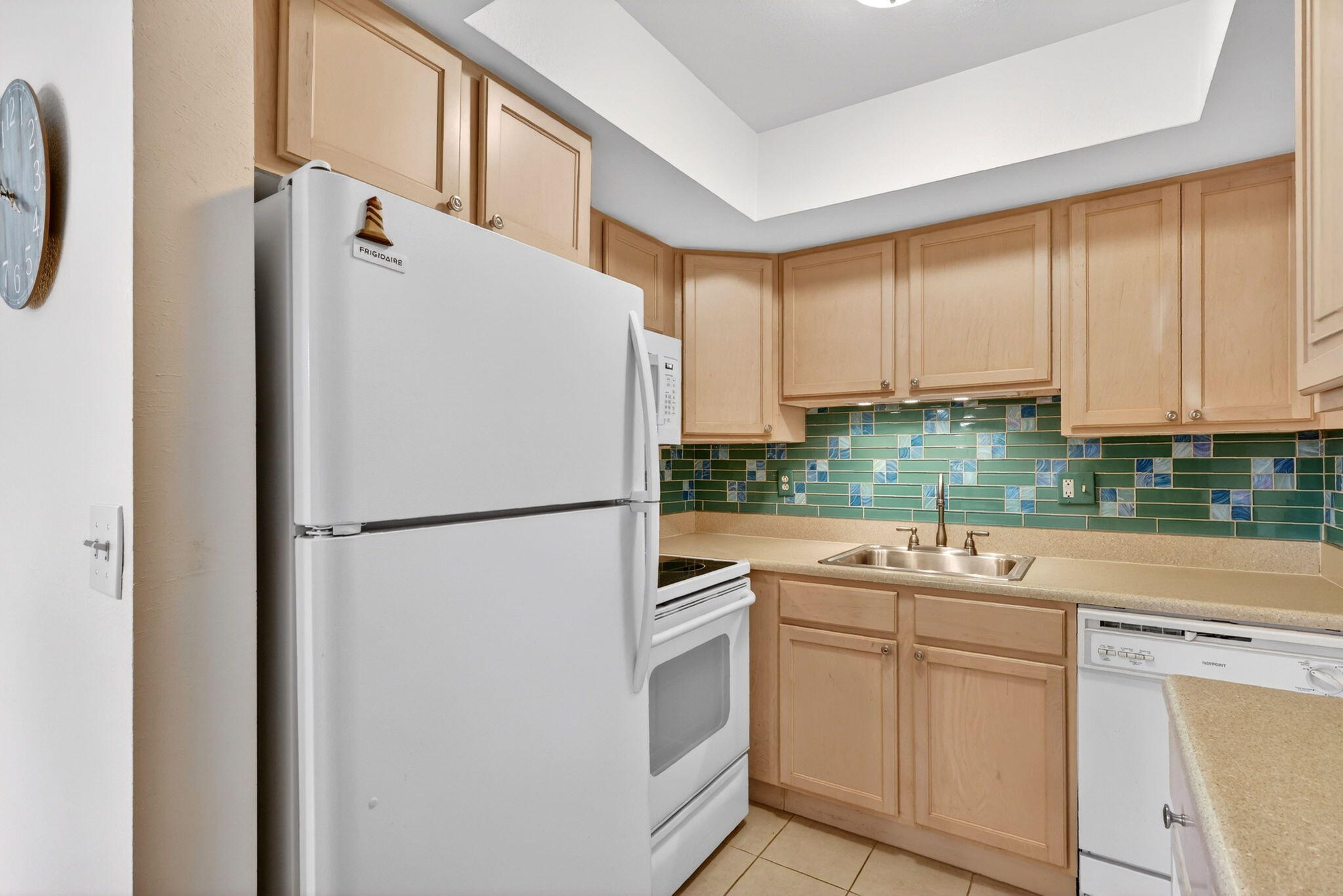 2929 Se Ocean Boulevard M4 Property Photo 12