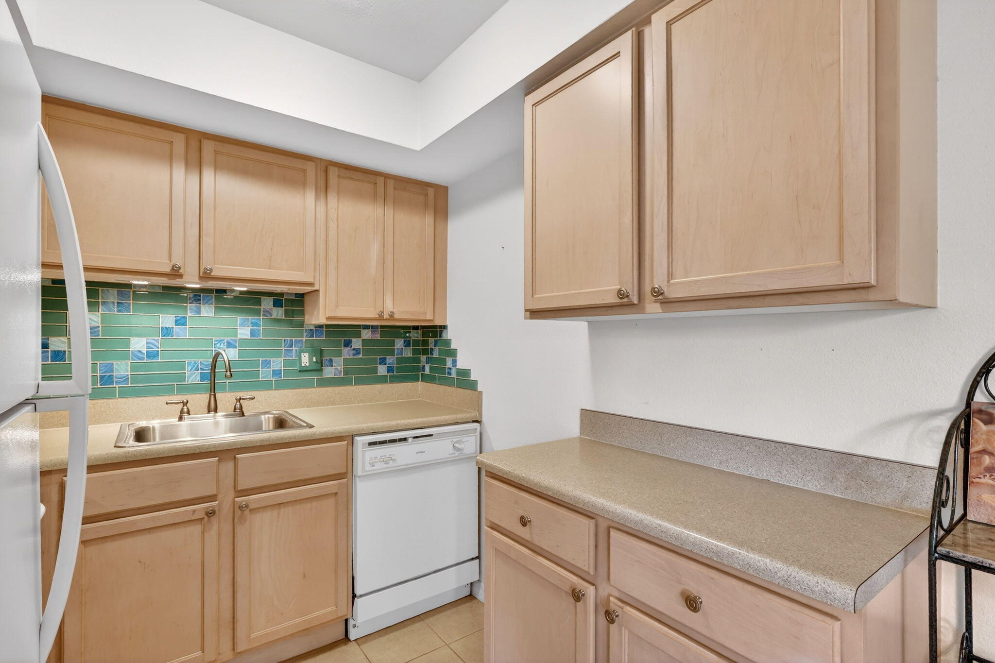 2929 Se Ocean Boulevard M4 Property Photo 13