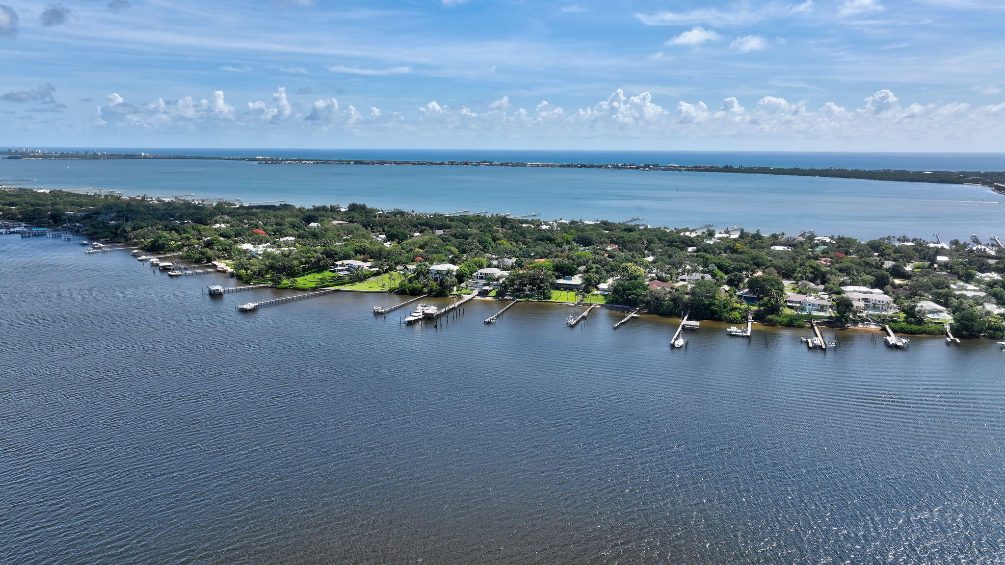 2929 Se Ocean Boulevard M4 Property Photo 38