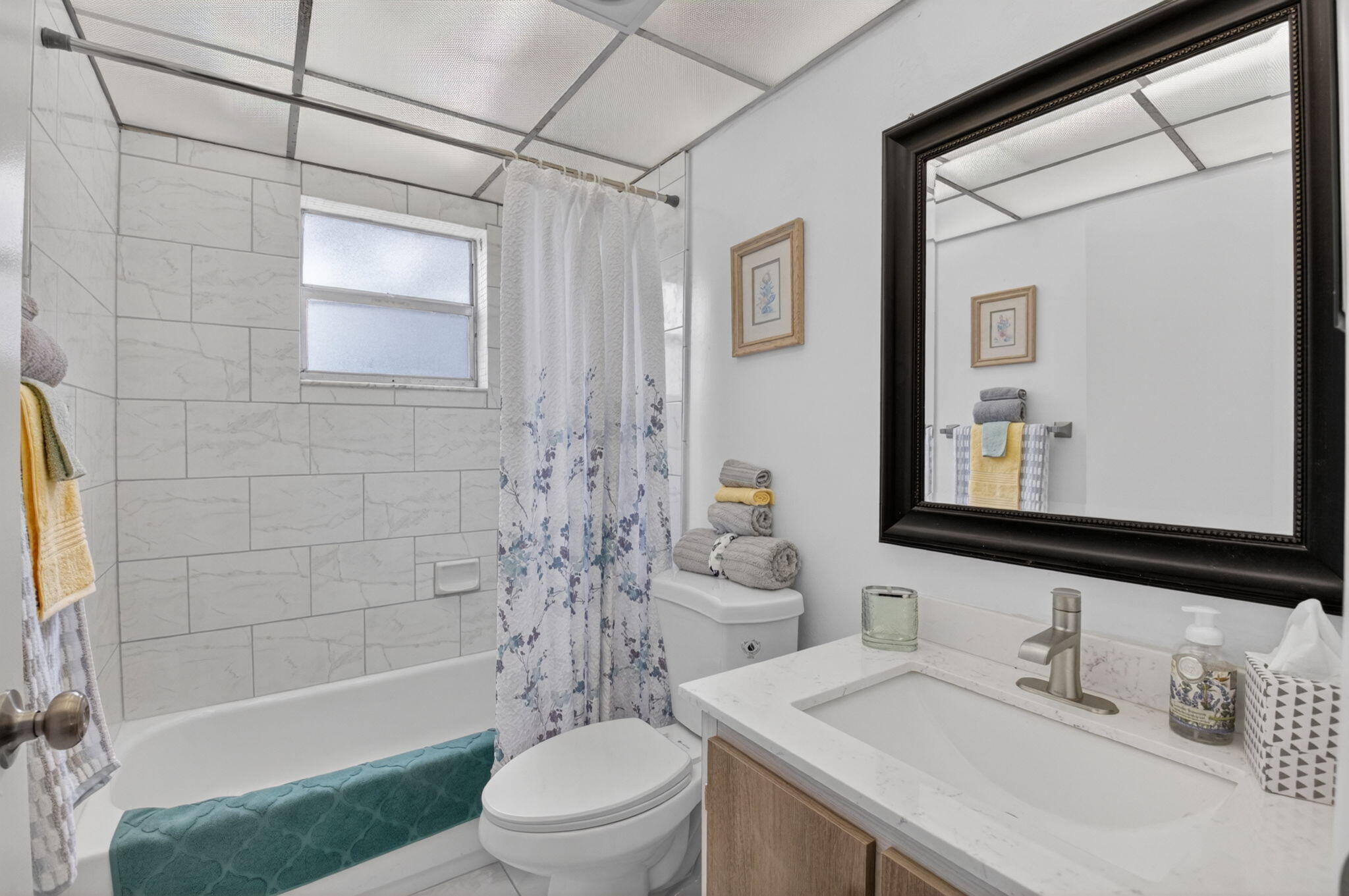 502 Normandy K Property Photo 12