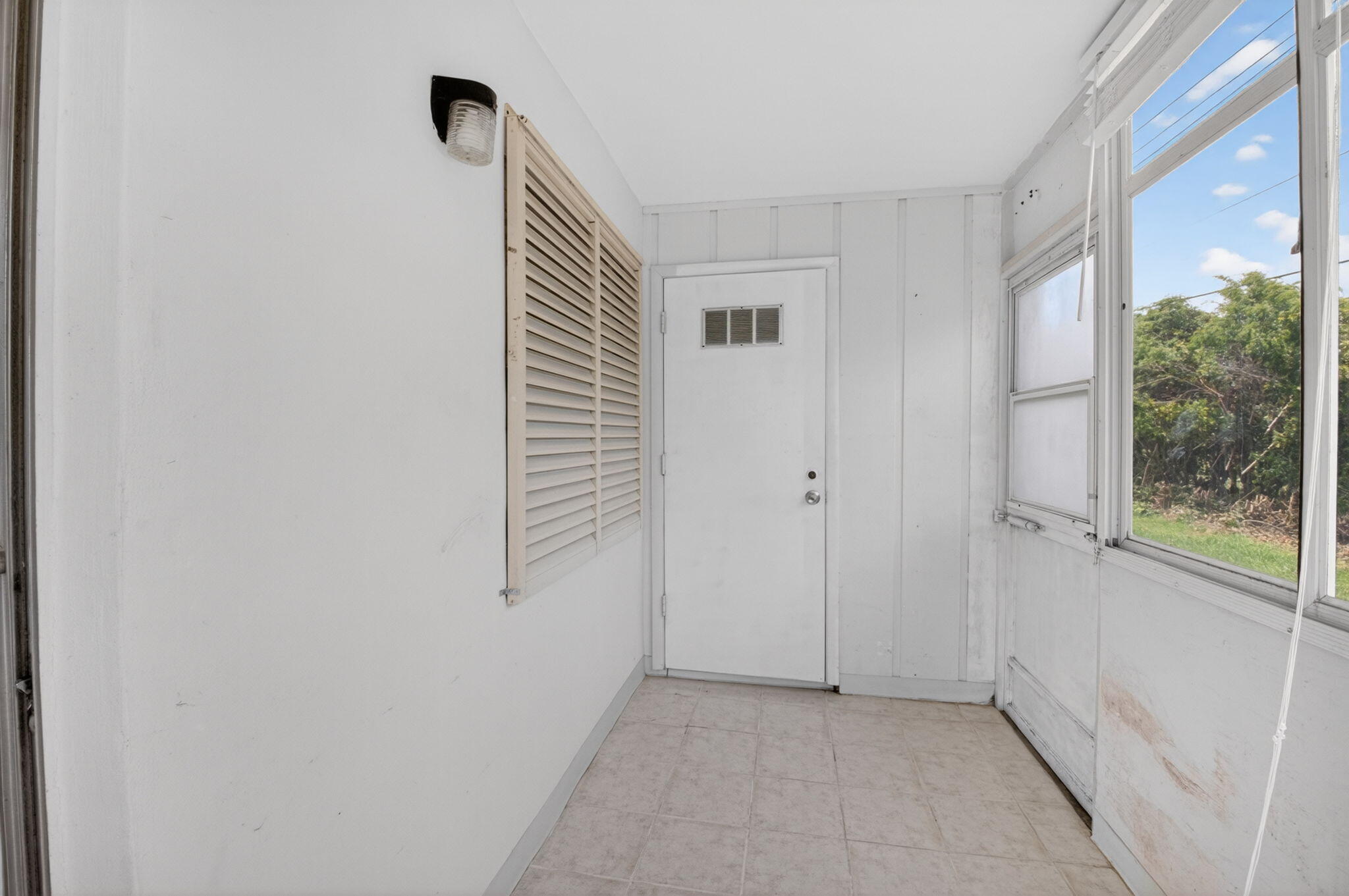 502 Normandy K Property Photo 21