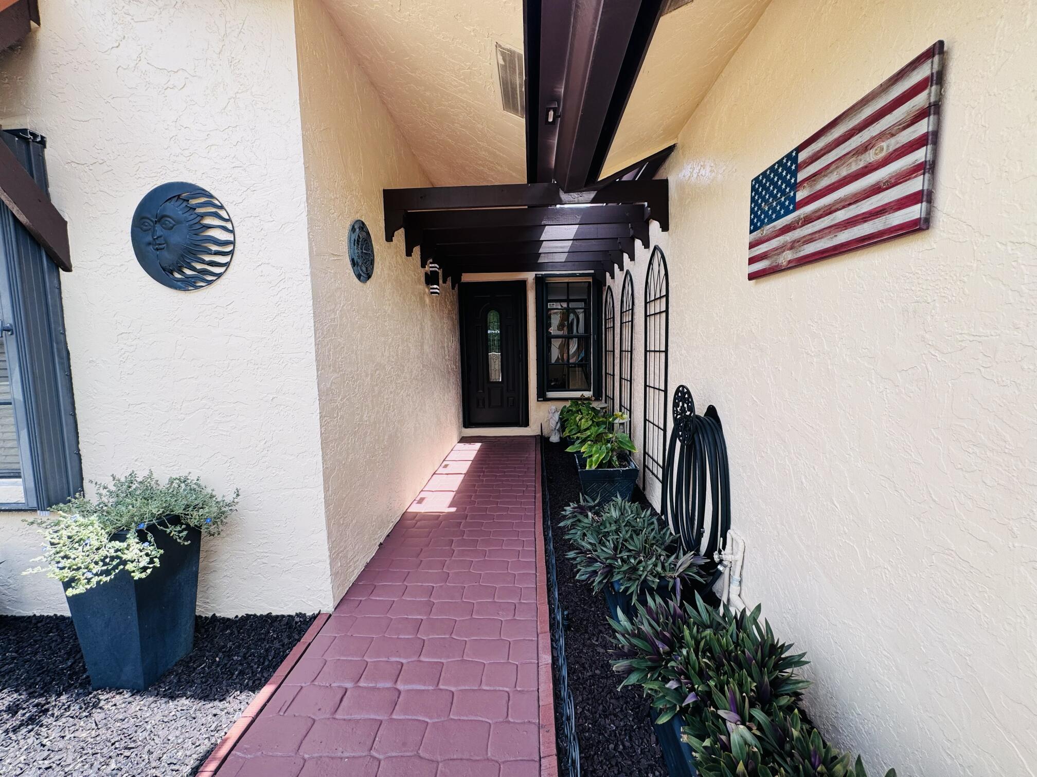 5157 Magellan Way E Property Photo 7