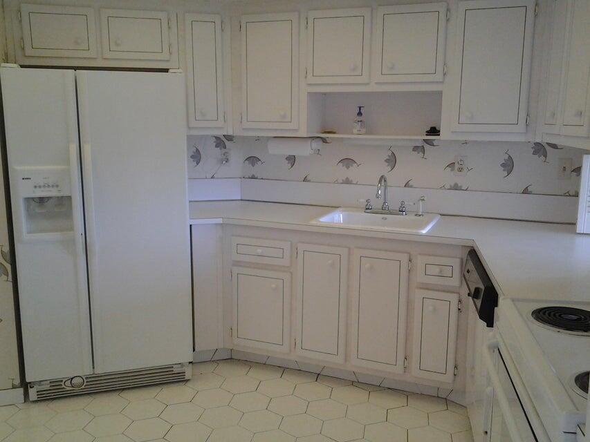11930 N Bayshore Drive N 706 Property Photo 8
