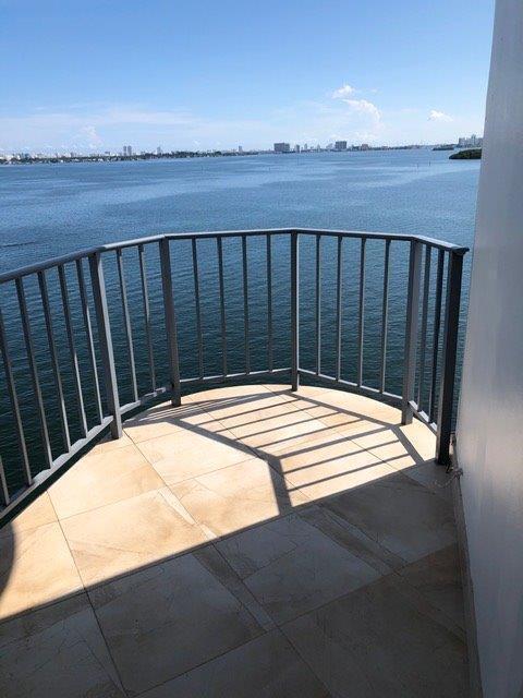 11930 N Bayshore Drive N 706 Property Photo 12