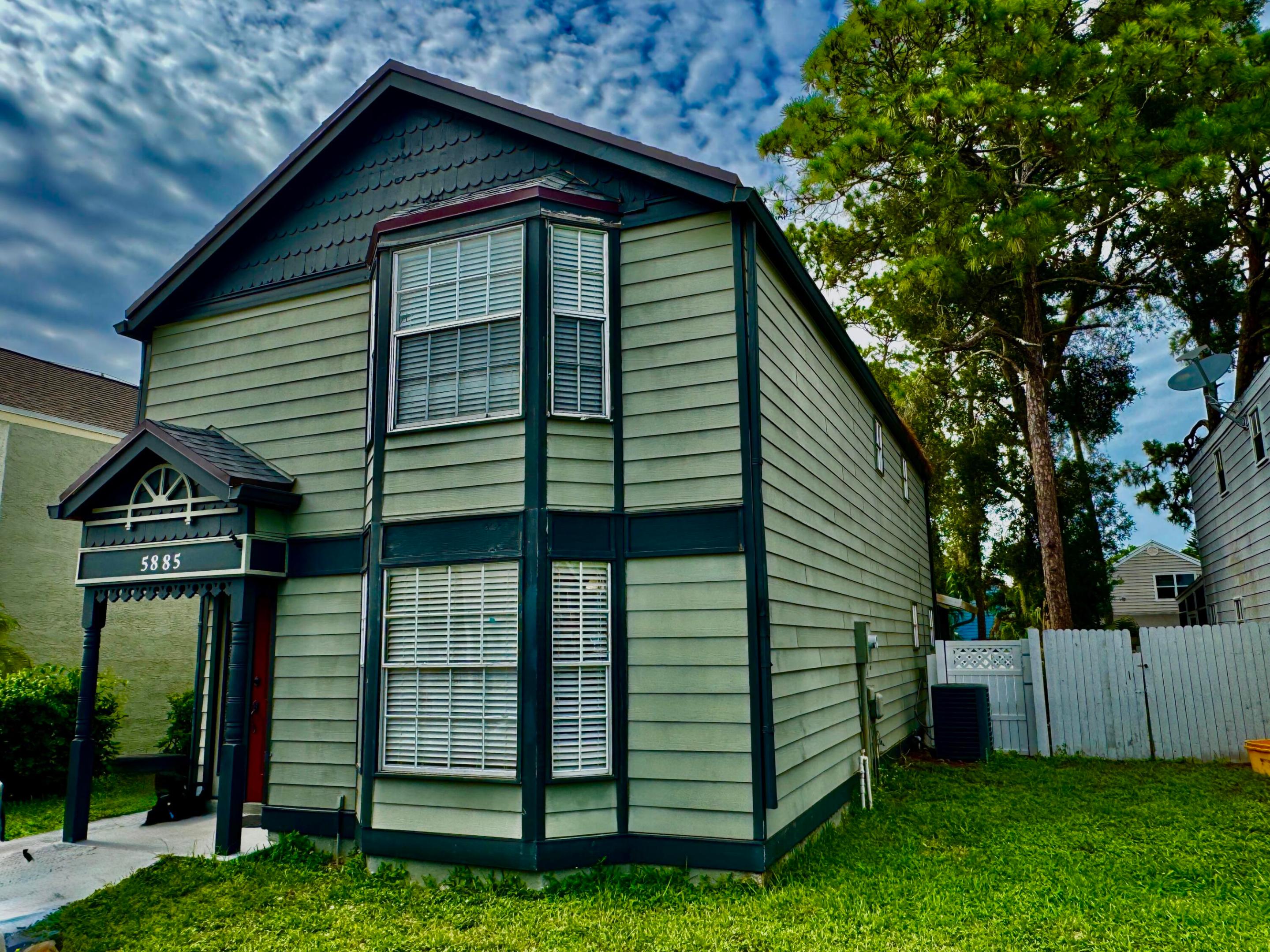 5885 Rambler Rose Way Property Photo 1